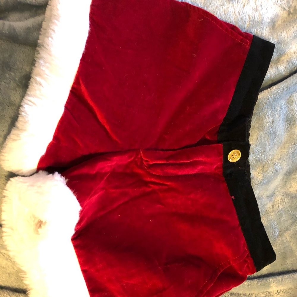 Chubbies Santa shorts. Small nwot